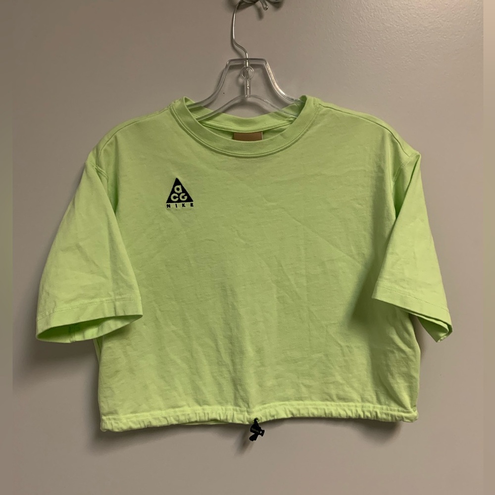 Nike ACG Short-Sleeve Top Barely Volt Women’s Size Small